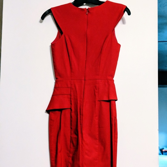 Sexy Red Peplum Waist Mini Dress - Picture 2 of 3